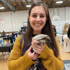 Meet your Posher, Chloe